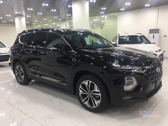 Cuối năm, săn ô tô giảm giá trăm triệu chơi Tết - 4 Cuối năm, săn ô tô giảm giá trăm triệu chơi Tết - 4