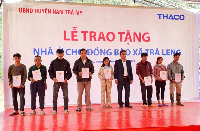 Bà con vùng sạt lở Trà Leng đã có nhà mới đón Tết - 2 Bà con vùng sạt lở Trà Leng đã có nhà mới đón Tết - 2