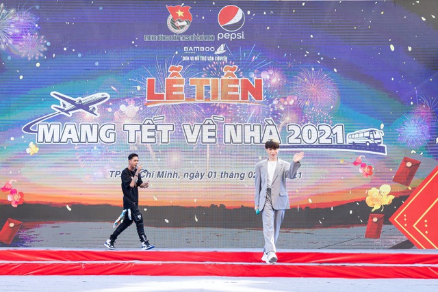 Wowy, Karik, Lăng LD - Ba đại sứ cùng dàn sao mang Tết về nhà xuân này! - 4 Wowy, Karik, Lăng LD - Ba đại sứ cùng dàn sao mang Tết về nhà xuân này! - 4