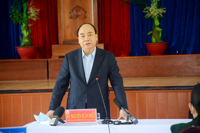 Thủ tướng thăm và tặng quà Tết gia đình chính sách, hộ nghèo tại Quảng Nam - 1 Thủ tướng thăm và tặng quà Tết gia đình chính sách, hộ nghèo tại Quảng Nam - 1