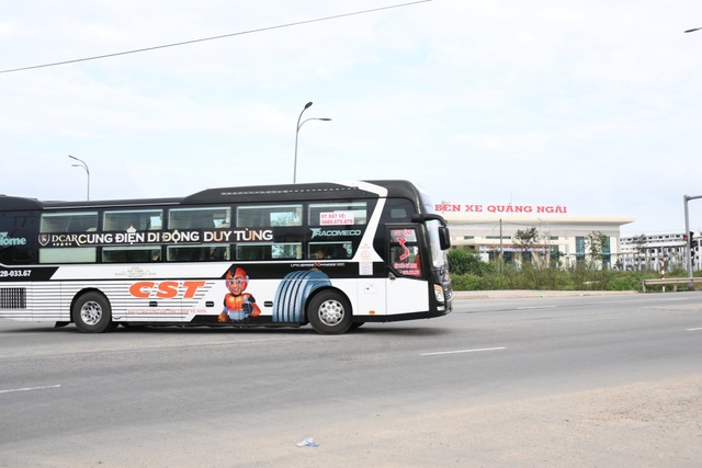 Nhà xe đau đầu vì khách ồ ạt trả vé - 1 Nhà xe đau đầu vì khách ồ ạt trả vé - 1
