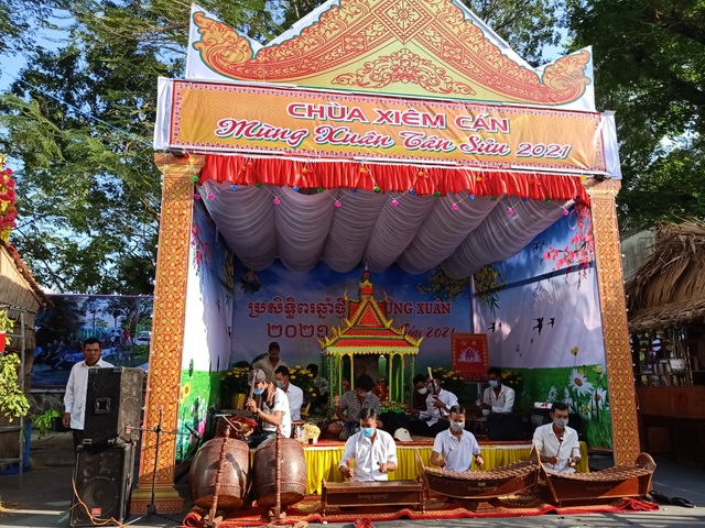 Đến chợ quê ngày Tết xứ Công tử Bạc Liêu nghe hát tài tử - 11 Đến chợ quê ngày Tết xứ Công tử Bạc Liêu nghe hát tài tử - 11