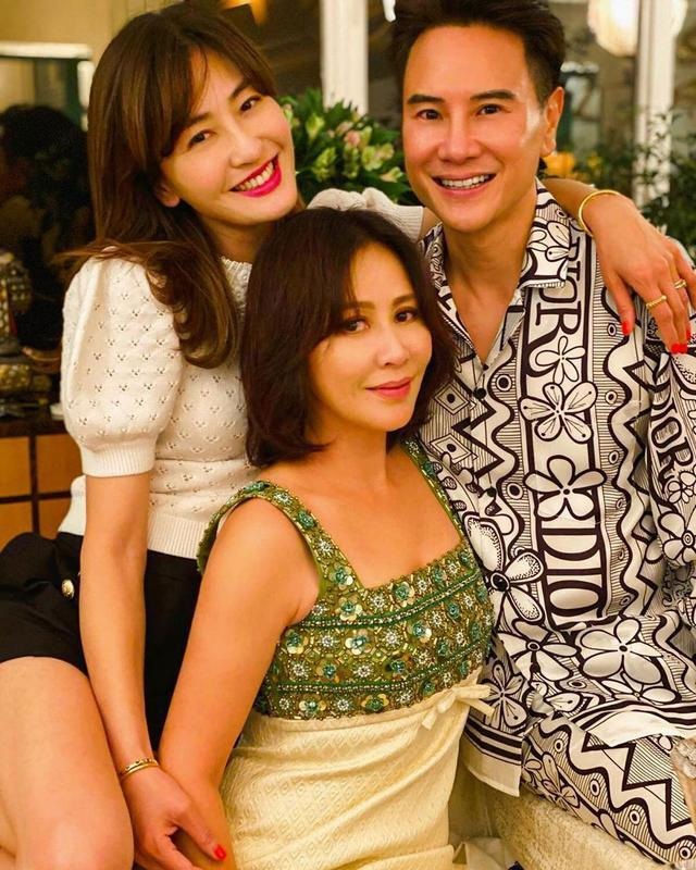 Phản ứng của Lưu Gia Linh trước tin đồn mang thai ở tuổi 55 - 5 Phản ứng của Lưu Gia Linh trước tin đồn mang thai ở tuổi 55 - 5