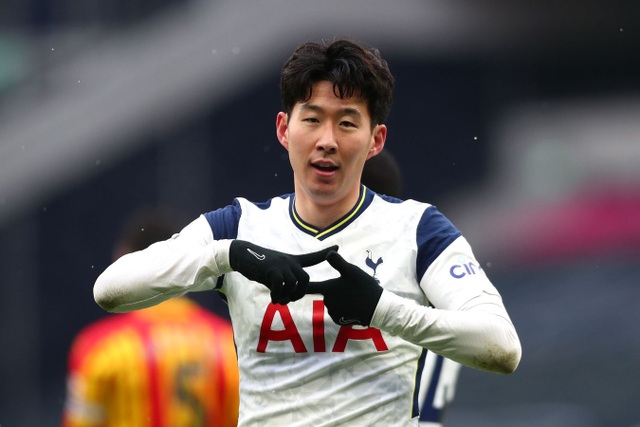 Kane, Son Heung Min tỏa sáng, HLV Mourinho tạm thời an toàn - 2