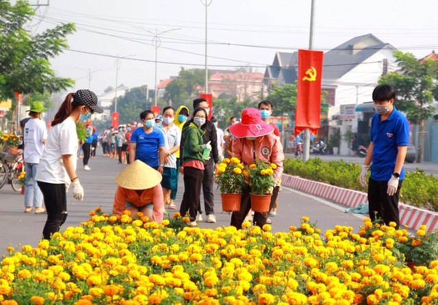 Nhịp sống ngày Tết trong khu phong tỏa ở Bình Dương - 1 Nhịp sống ngày Tết trong khu phong tỏa ở Bình Dương - 1