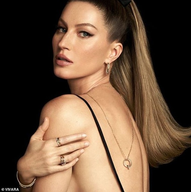 Chân dài siêu giàu Gisele Bundchen tái xuất bốc lửa - 2 Chân dài siêu giàu Gisele Bundchen tái xuất bốc lửa - 2