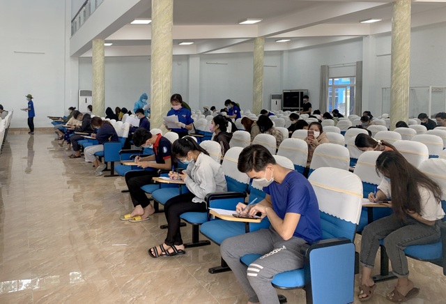Bắc Ninh tạm dừng sử dụng lao động tỉnh Hải Dương - 3 Bắc Ninh tạm dừng sử dụng lao động tỉnh Hải Dương - 3