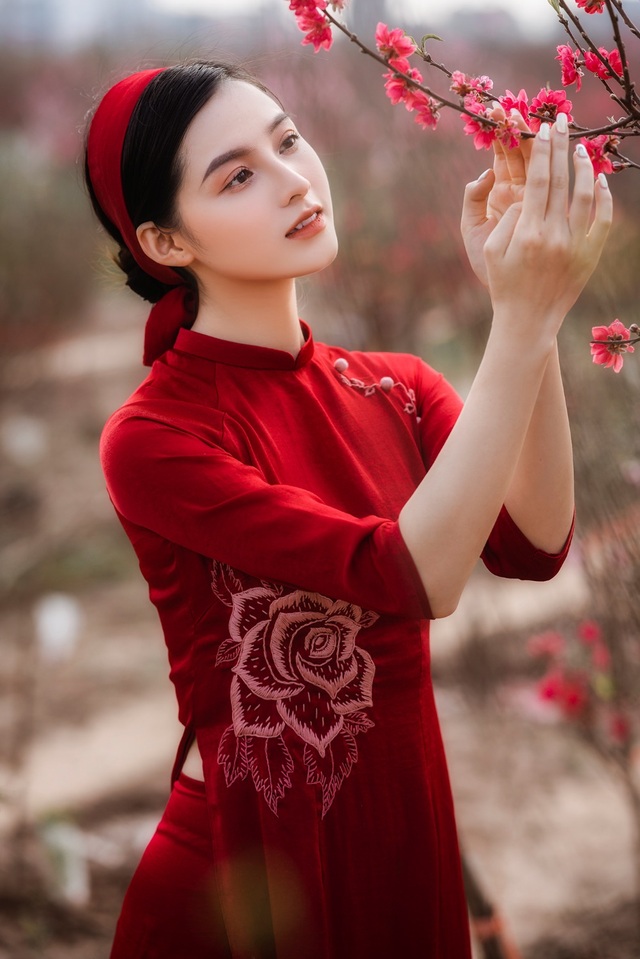 Thiếu nữ Bắc Giang đẹp tựa nàng thơ dạo bước giữa vườn xuân - 7 Thiếu nữ Bắc Giang đẹp tựa nàng thơ dạo bước giữa vườn xuân - 7