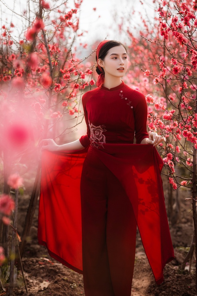 Thiếu nữ Bắc Giang đẹp tựa nàng thơ dạo bước giữa vườn xuân - 10 Thiếu nữ Bắc Giang đẹp tựa nàng thơ dạo bước giữa vườn xuân - 10