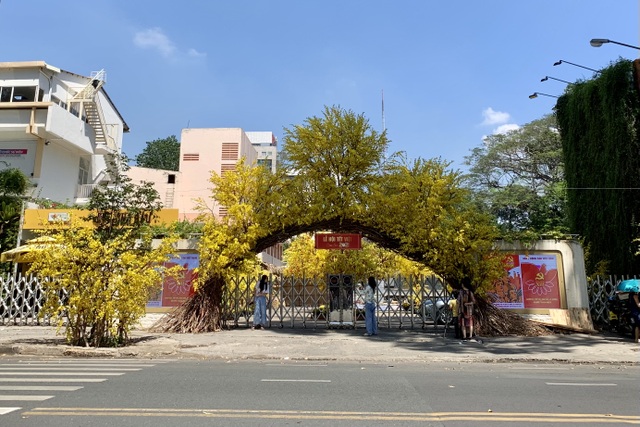 Phố Ông đồ đìu hiu vắng vẻ, đóng cửa sớm để phòng dịch Covid - 1 Phố Ông đồ đìu hiu vắng vẻ, đóng cửa sớm để phòng dịch Covid - 1