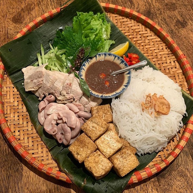 Món ăn là đặc sản của người Việt nhưng khiến khách Tây khóc thét - 3