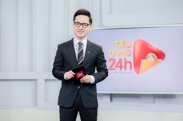 BTV Hữu Trí chia sẻ xuân này con không về gây xúc động - 1 BTV Hữu Trí chia sẻ xuân này con không về gây xúc động - 1