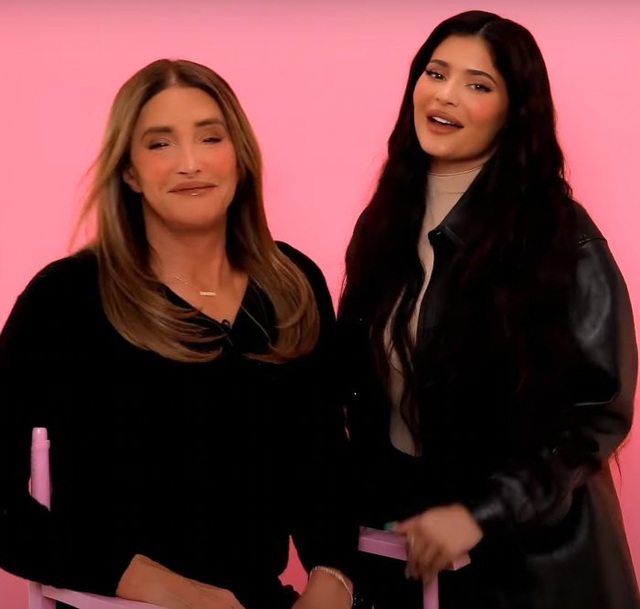 Kylie Jenner trang điểm cho người cha đã chuyển giới - 2