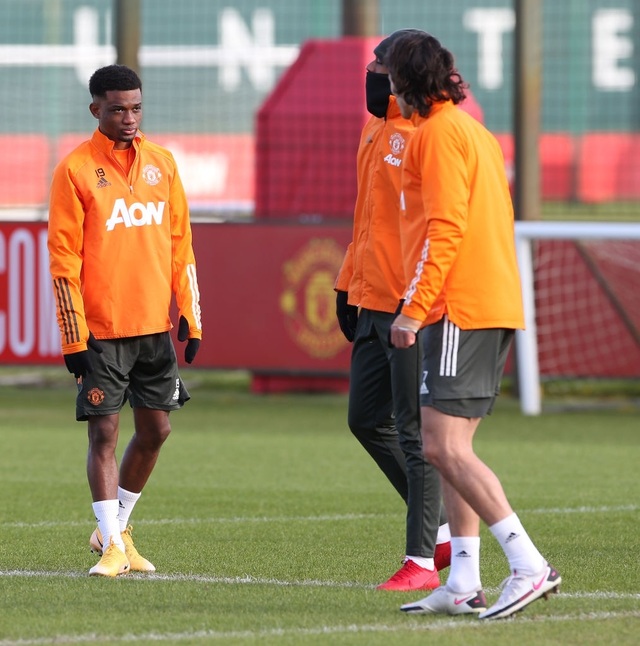 Thần đồng 17 tuổi lên tập cùng đội hình chính của Man Utd - 13