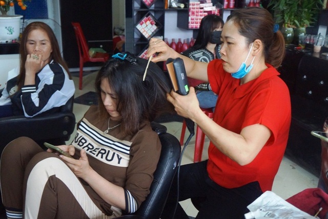 TP Vinh (Nghệ An): Nghề cầm đầu thiên hạ tất bật ngày cận Tết - 5 TP Vinh (Nghệ An): Nghề cầm đầu thiên hạ tất bật ngày cận Tết - 5
