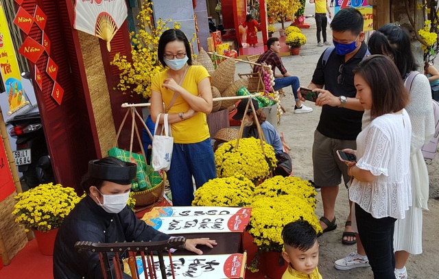 TPHCM: Bí thư Nguyễn Văn Nên kêu gọi người dân vui Tết… tại nhà - 8 TPHCM: Bí thư Nguyễn Văn Nên kêu gọi người dân vui Tết… tại nhà - 8