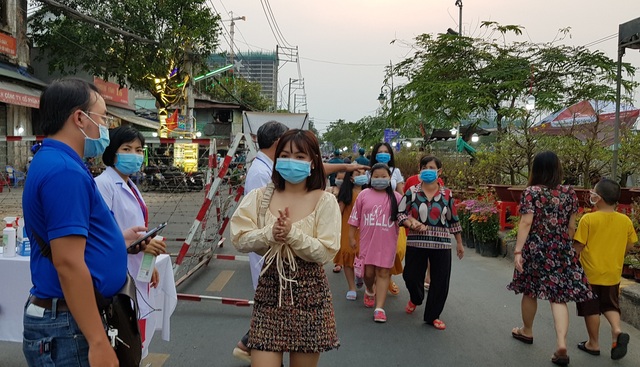 TPHCM: Bí thư Nguyễn Văn Nên kêu gọi người dân vui Tết… tại nhà - 5 TPHCM: Bí thư Nguyễn Văn Nên kêu gọi người dân vui Tết… tại nhà - 5