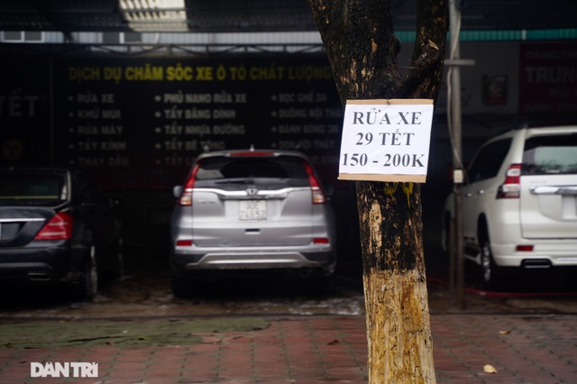 Dịch vụ rửa xe ở Hà Nội hốt bạc dịp Tết Nguyên đán, giá tăng cao gấp 4 lần - 4