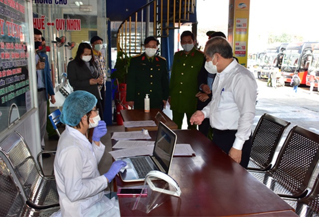 Thừa Thiên Huế lấy 10-15% mẫu xét nghiệm từ người các địa phương có dịch - 2 Thừa Thiên Huế lấy 10-15% mẫu xét nghiệm từ người các địa phương có dịch - 2