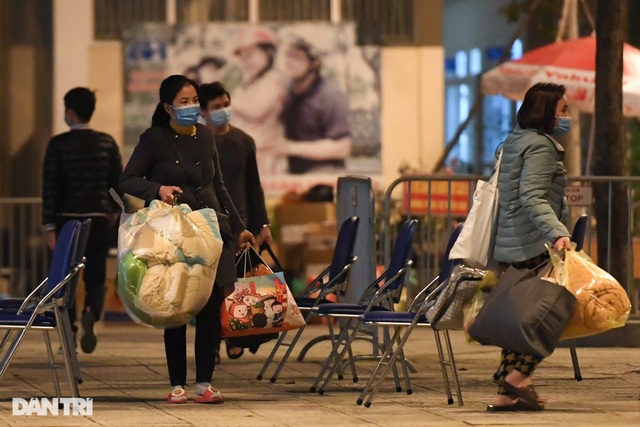 15 học sinh trường tiểu học Xuân Phương được về ăn Tết, cách ly tại nhà - 6 15 học sinh trường tiểu học Xuân Phương được về ăn Tết, cách ly tại nhà - 6