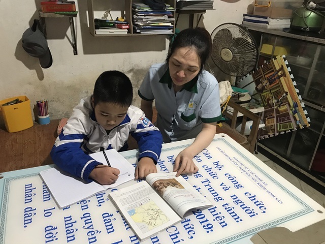 Người mẹ đau đớn cầu xin sự sống cho con ngày áp Tết - 1 Người mẹ đau đớn cầu xin sự sống cho con ngày áp Tết - 1