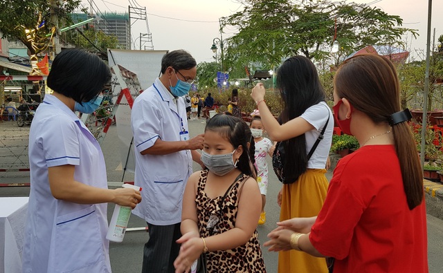 TPHCM: 2 bệnh viện để lọt lưới trường hợp nhiễm SARS-CoV-2 - 4 TPHCM: 2 bệnh viện để lọt lưới trường hợp nhiễm SARS-CoV-2 - 4