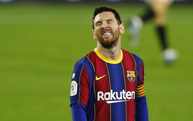 Rakitic khiến Barcelona ôm hận trước Sevilla - 8 Rakitic khiến Barcelona ôm hận trước Sevilla - 8