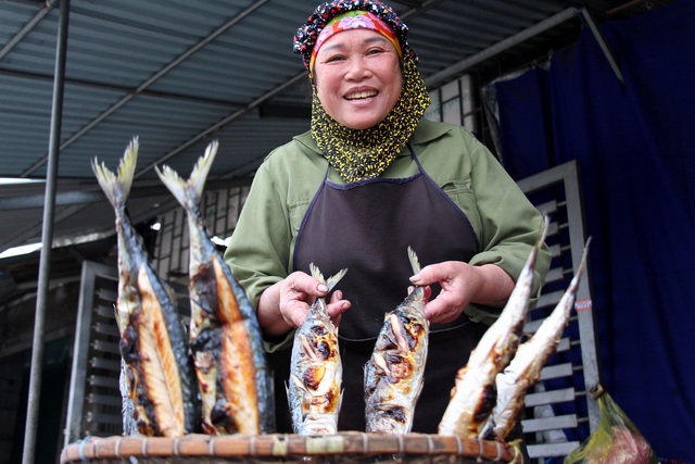 Back to the village of most famous grilled fish with fragrant nose, Ha Tinh - 10