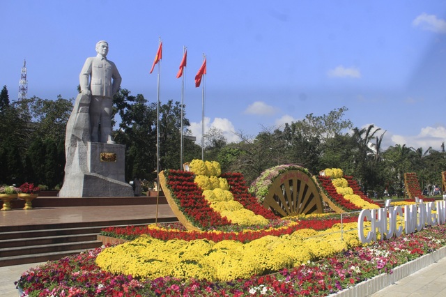 Quảng Trị: Công viên trung tâm TP Đông Hà rực rỡ trước thềm Xuân - 3 Quảng Trị: Công viên trung tâm TP Đông Hà rực rỡ trước thềm Xuân - 3