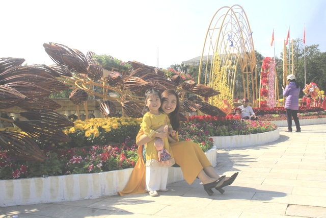 Quảng Trị:  Công viên trung tâm TP Đông Hà rực rỡ trước thềm Xuân - 5