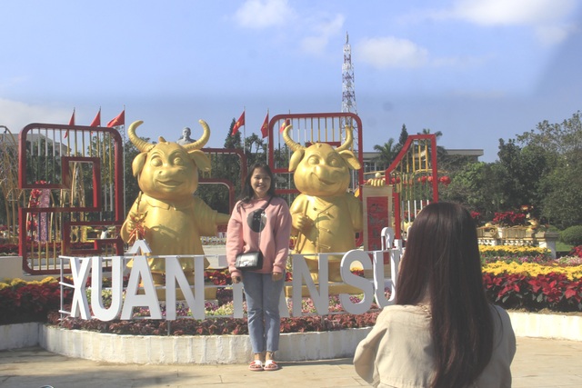Quảng Trị: Công viên trung tâm TP Đông Hà rực rỡ trước thềm Xuân - 8 Quảng Trị: Công viên trung tâm TP Đông Hà rực rỡ trước thềm Xuân - 8