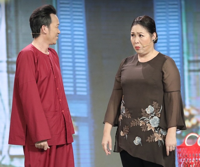 Hoài Linh gây bất ngờ khi hóa rapper Binz cực chất - 5 Hoài Linh gây bất ngờ khi hóa rapper Binz cực chất - 5