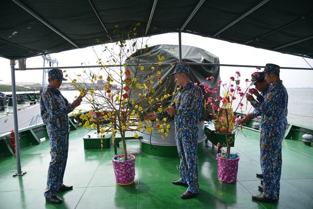 Cảnh đón xuân vui Tết nơi đầu sóng ngọn gió của Cảnh sát biển Việt Nam - 2