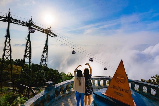 Núi Bà Tây Ninh: Điểm đến tâm linh mới xuân 2021 - 1 Núi Bà Tây Ninh: Điểm đến tâm linh mới xuân 2021 - 1