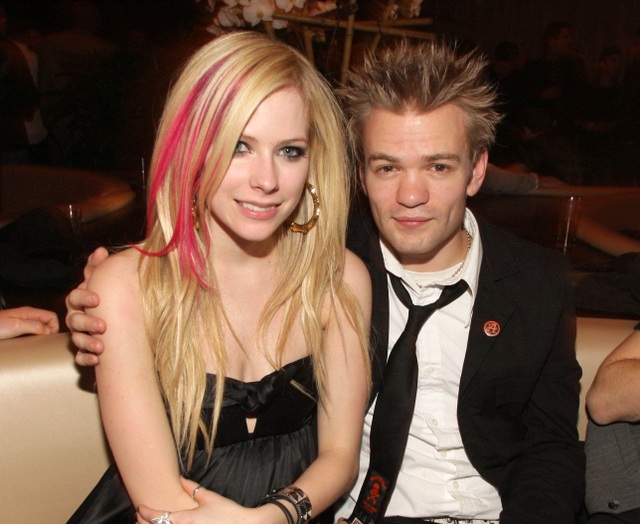 Sau 2 cuộc hôn nhân đổ vỡ, Avril Lavigne có bồ mới - 5