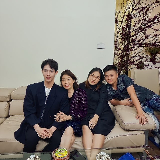 Sao Việt đi đâu, làm gì trong ngày đầu năm Tân Sửu? - 9 Sao Việt đi đâu, làm gì trong ngày đầu năm Tân Sửu? - 9