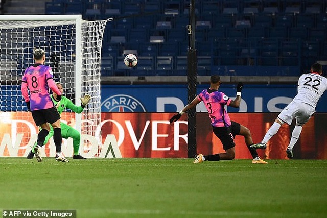 Đánh bại Nice, PSG trở lại ngôi đầu bảng Ligue 1 - 2