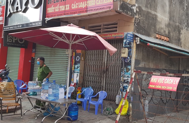 21 địa điểm đang bị phong tỏa tại TPHCM ngày mùng 3 Tết - 6 21 địa điểm đang bị phong tỏa tại TPHCM ngày mùng 3 Tết - 6