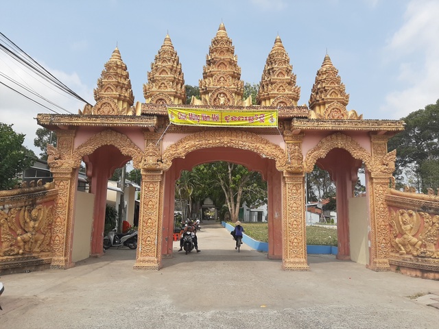 Close-up of the century-old pagoda with the unique giant reclining Buddha statue in Vietnam - 1