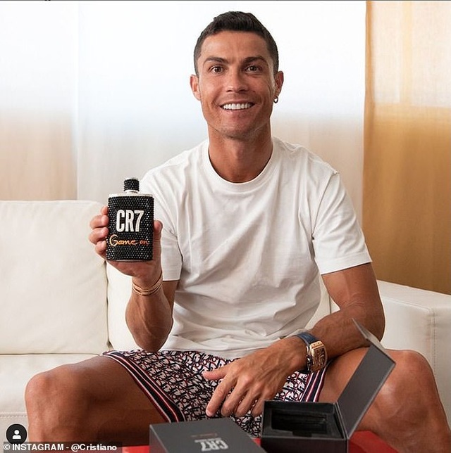 Tại sao nửa tỷ tài khoản mạng xã hội theo dõi Cristiano Ronaldo? - 5