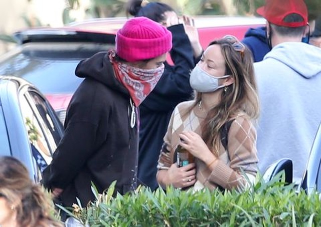 Olivia Wilde hết lời khen phi công kém 10 tuổi - 2 Olivia Wilde hết lời khen phi công kém 10 tuổi - 2