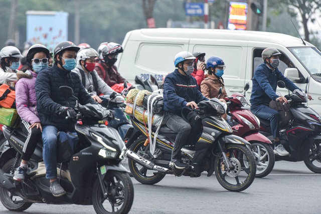 Bến xe vắng khách ngày người dân trở lại Hà Nội sau kì nghỉ Tết Nguyên đán - 10