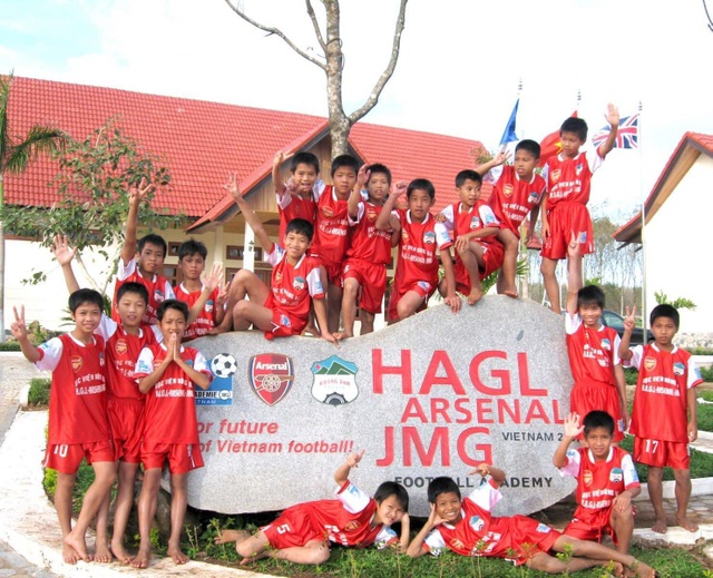 Khoảnh khắc siêu dễ thương của Công Phượng, Tuấn Anh ngày đầu ở HA Gia Lai - 1 Khoảnh khắc siêu dễ thương của Công Phượng, Tuấn Anh ngày đầu ở HA Gia Lai - 1