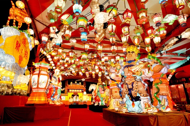 Lễ hội đèn lồng lớn nhất Nhật Bản - 3