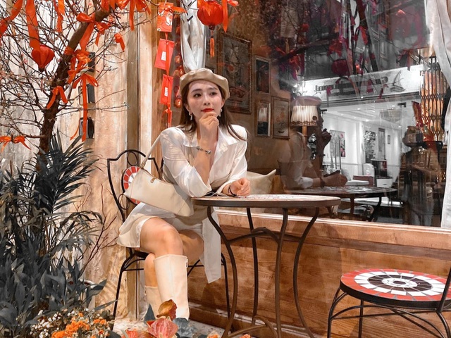 Nghệ sĩ Hoài Linh lập kỷ lục mới đầu năm - 10 Nghệ sĩ Hoài Linh lập kỷ lục mới đầu năm - 10