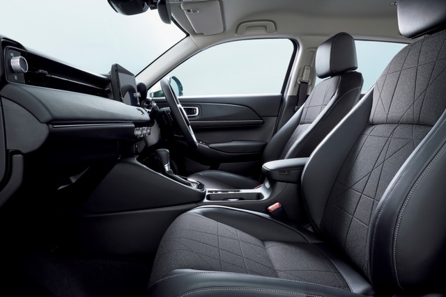Honda HR-V thế hệ mới 2022 gây bối rối vì thiết kế giống Mazda - 6 Honda HR-V thế hệ mới 2022 gây bối rối vì thiết kế giống Mazda - 6