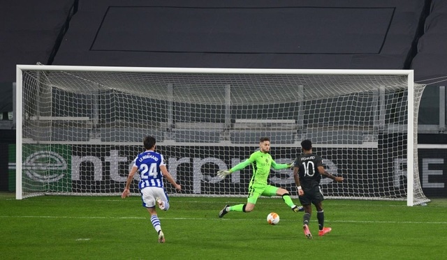 Amad Diallo ra mắt Man Utd trong trận thắng Real Sociedad - 7