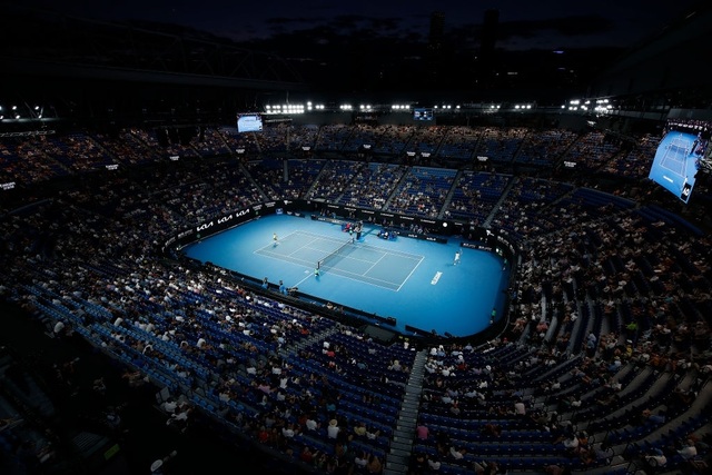 Australian Open: Vượt qua Tsitsipas, Medvedev tranh cúp bạc với Djokovic - 2 Australian Open: Vượt qua Tsitsipas, Medvedev tranh cúp bạc với Djokovic - 2