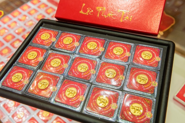 DOJI tung hàng trăm ngàn sản phẩm vàng độc đáo dịp Thần tài - 1 DOJI tung hàng trăm ngàn sản phẩm vàng độc đáo dịp Thần tài - 1
