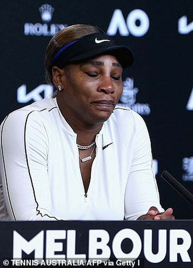 Serena Williams khóc như mưa sau khi bị loại ở bán kết Australian Open - 2 Serena Williams khóc như mưa sau khi bị loại ở bán kết Australian Open - 2